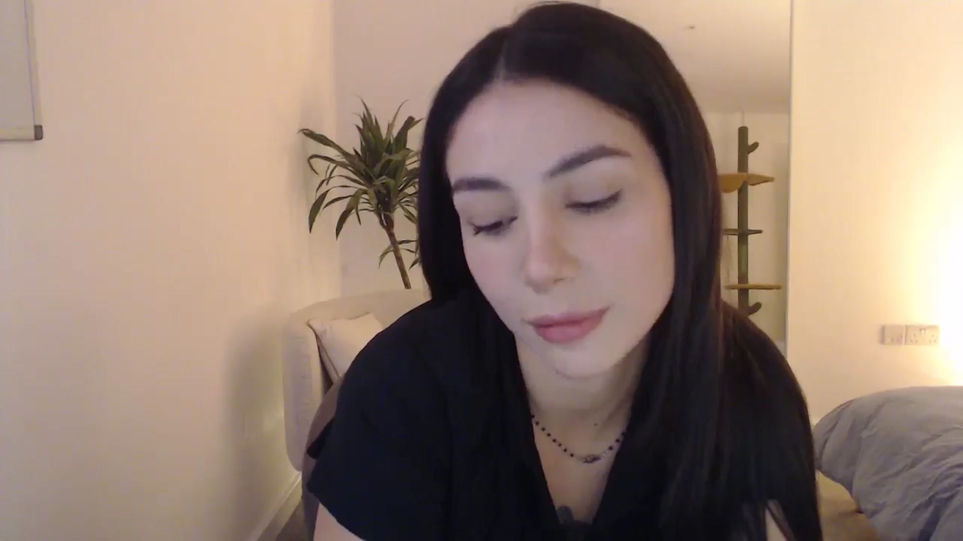 Gallery image thumbnail from anacardi's myfreecams stream on, 10/12/2024, 18:06 image 18 of 20