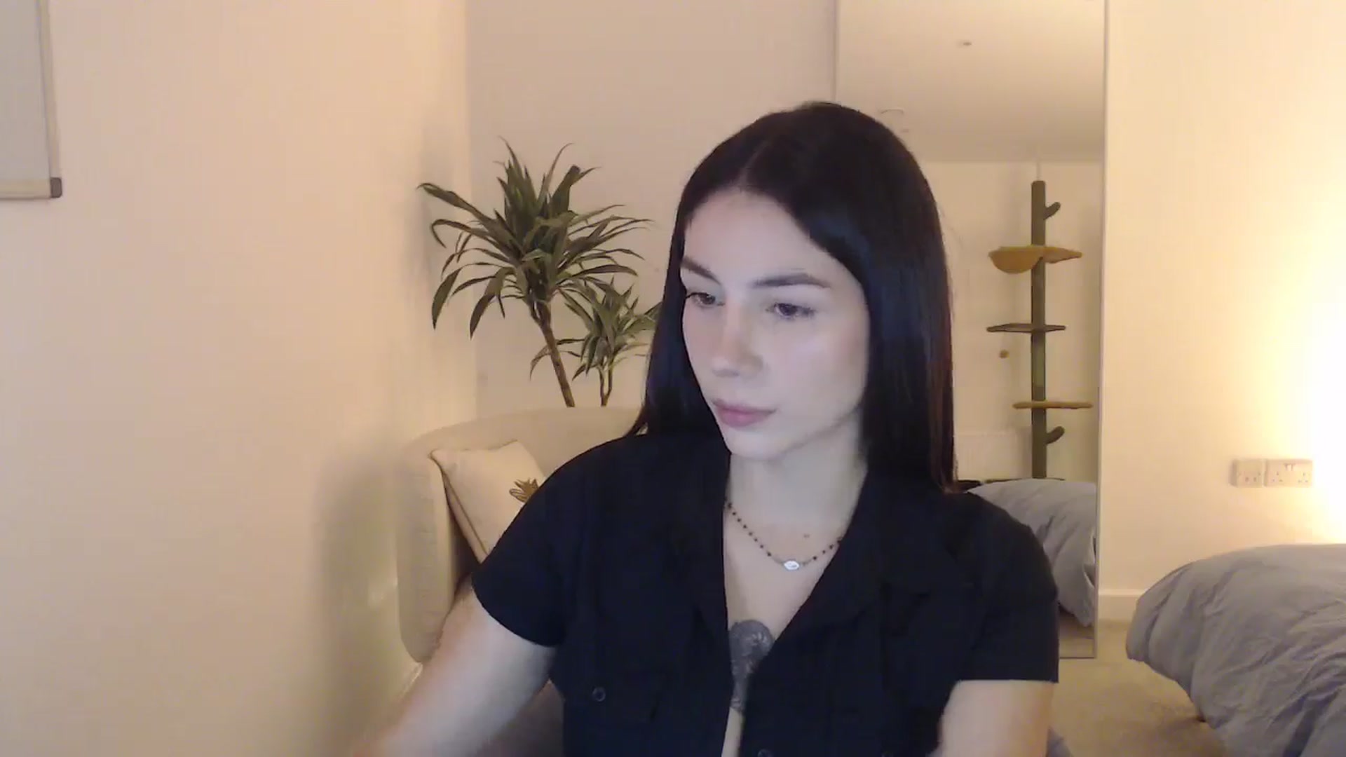 Gallery image thumbnail from anacardi's myfreecams stream on, 10/12/2024, 18:06 image 5 of 20