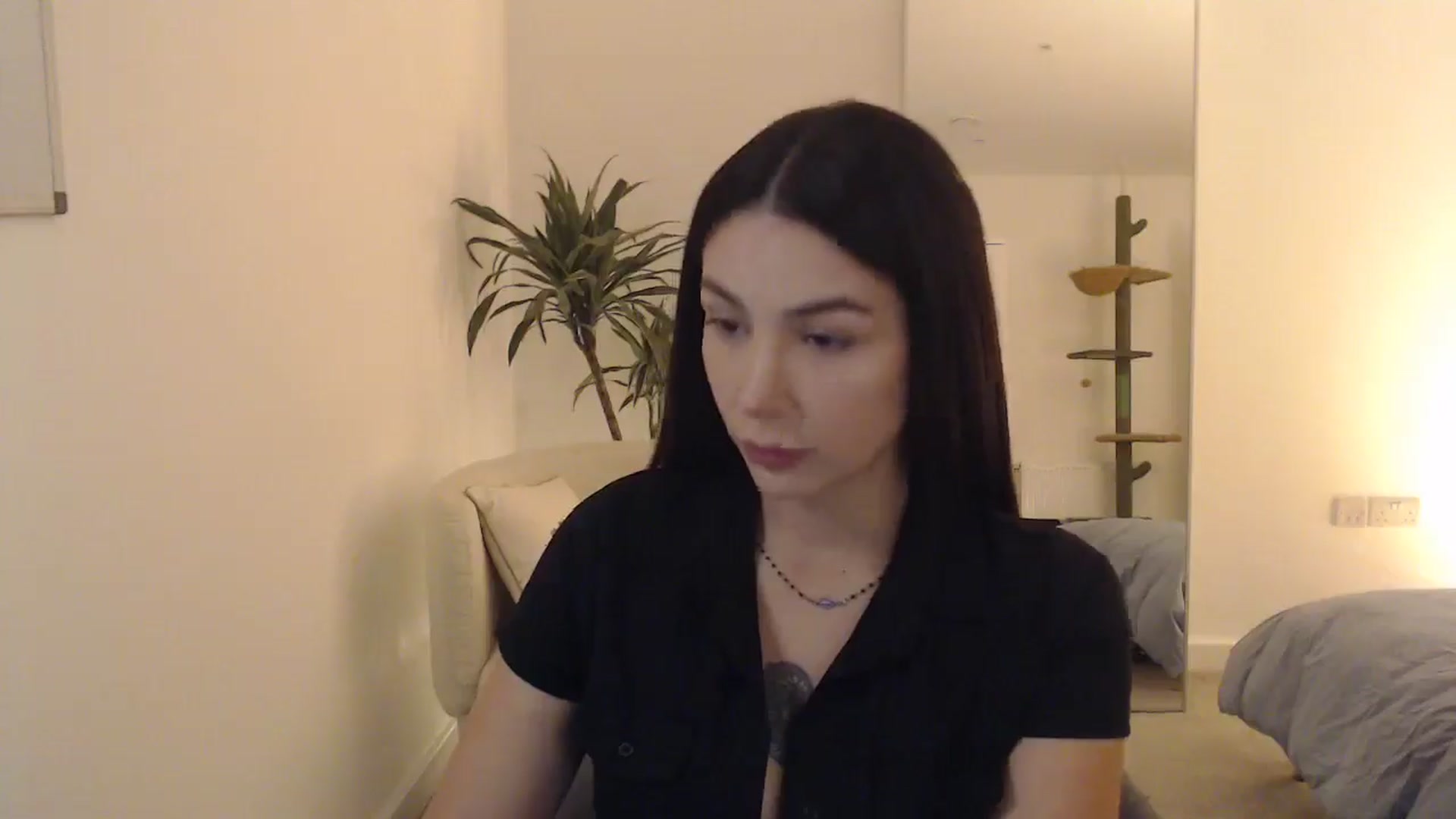 Gallery image thumbnail from anacardi's myfreecams stream on, 10/12/2024, 18:06 image 2 of 20