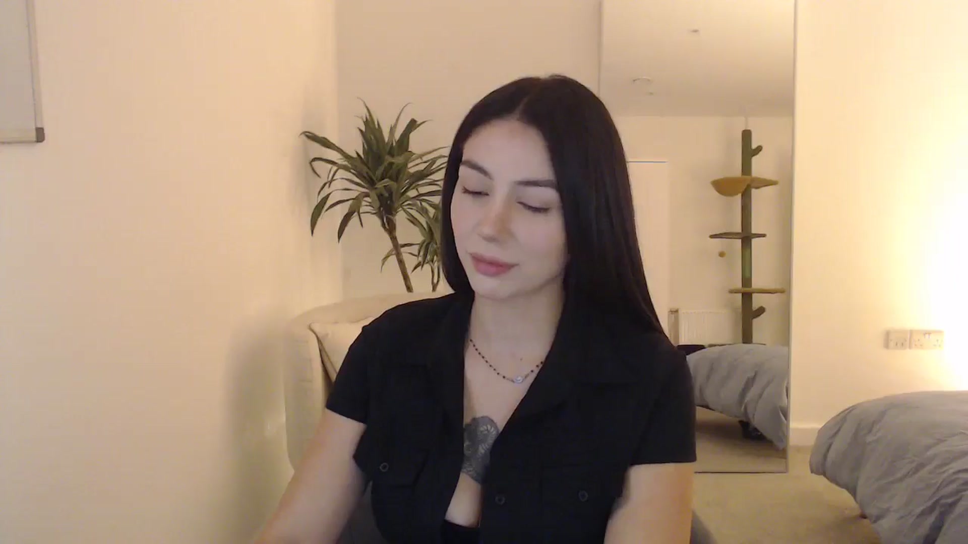 Gallery image thumbnail from anacardi's myfreecams stream on, 10/12/2024, 18:06 image 20 of 20