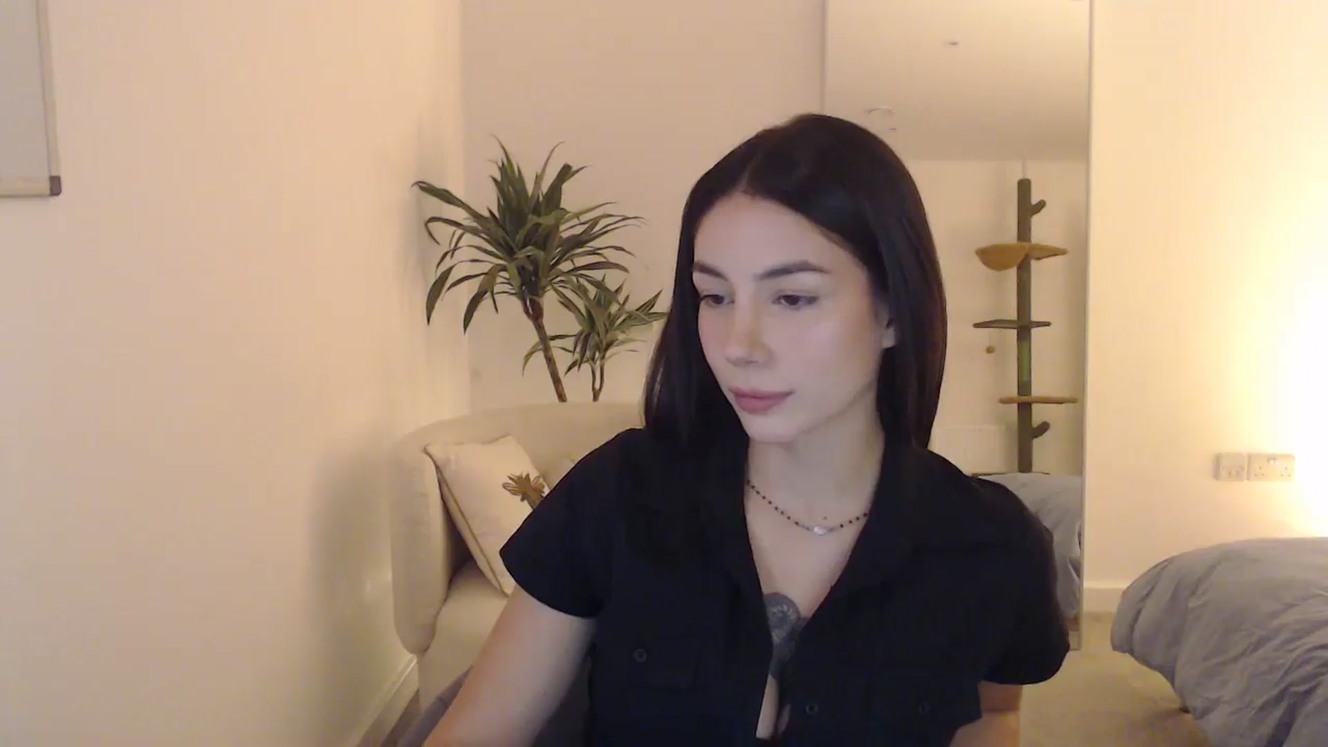 Gallery image thumbnail from anacardi's myfreecams stream on, 10/12/2024, 18:06 image 15 of 20