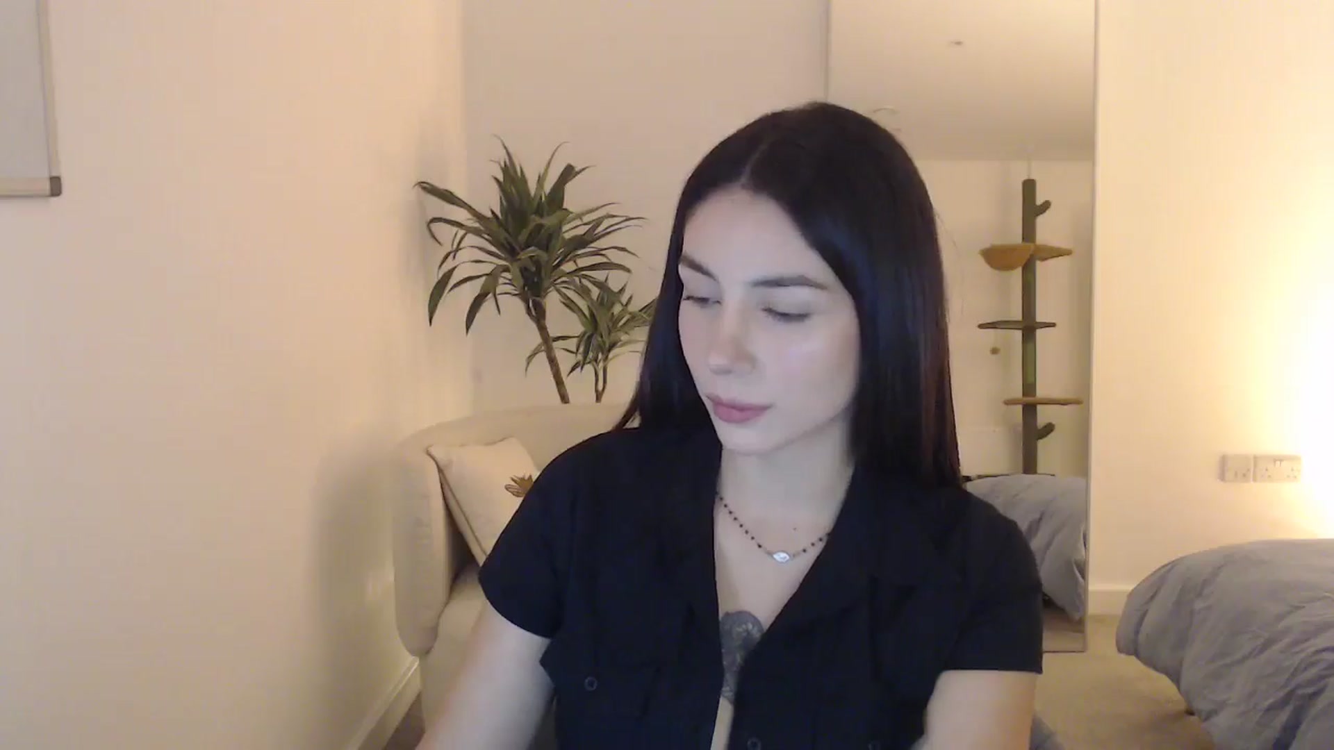Gallery image thumbnail from anacardi's myfreecams stream on, 10/12/2024, 18:06 image 6 of 20