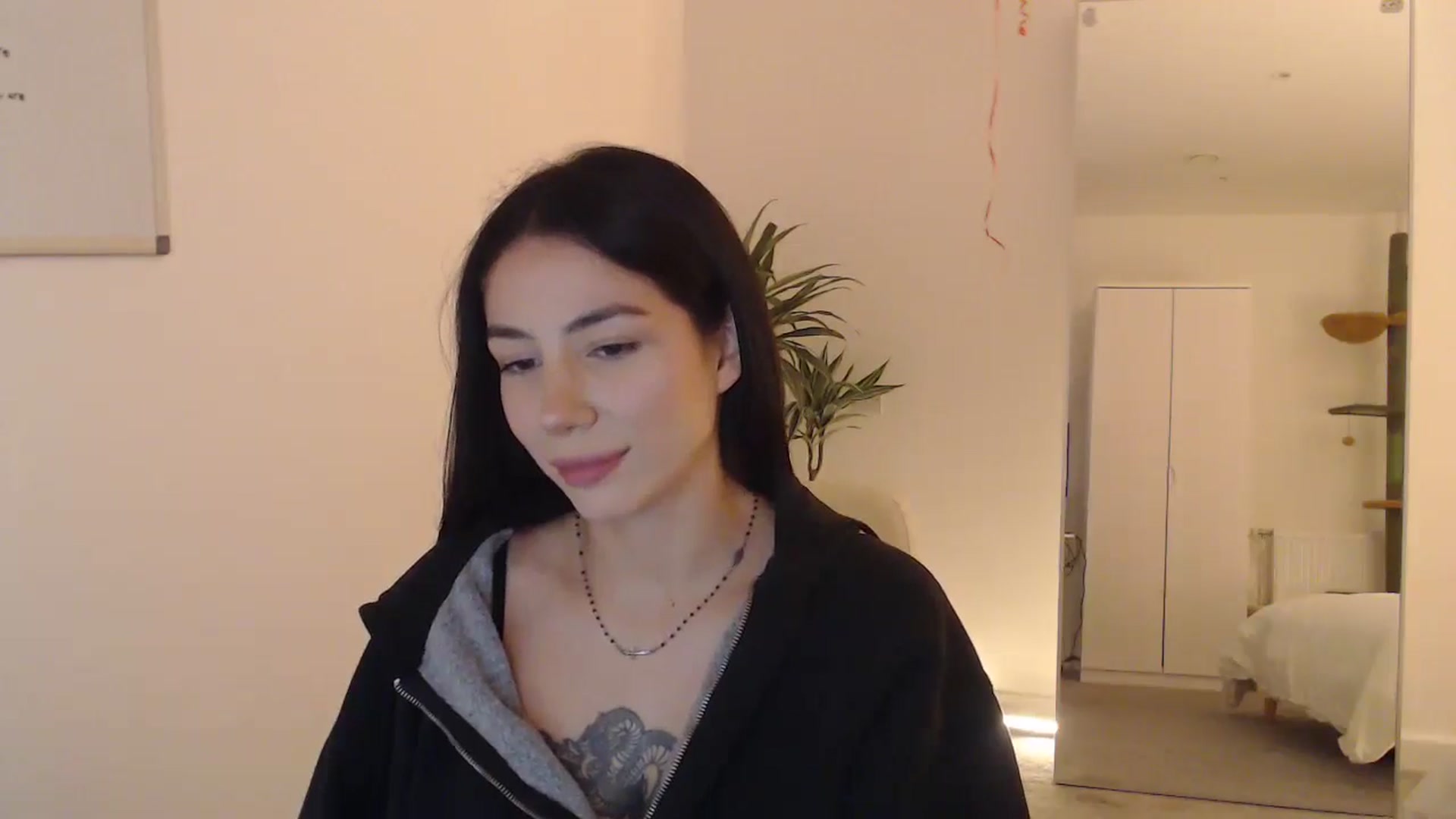 Gallery image thumbnail from anacardi's myfreecams stream on, 10/12/2024, 23:56 image 9 of 20