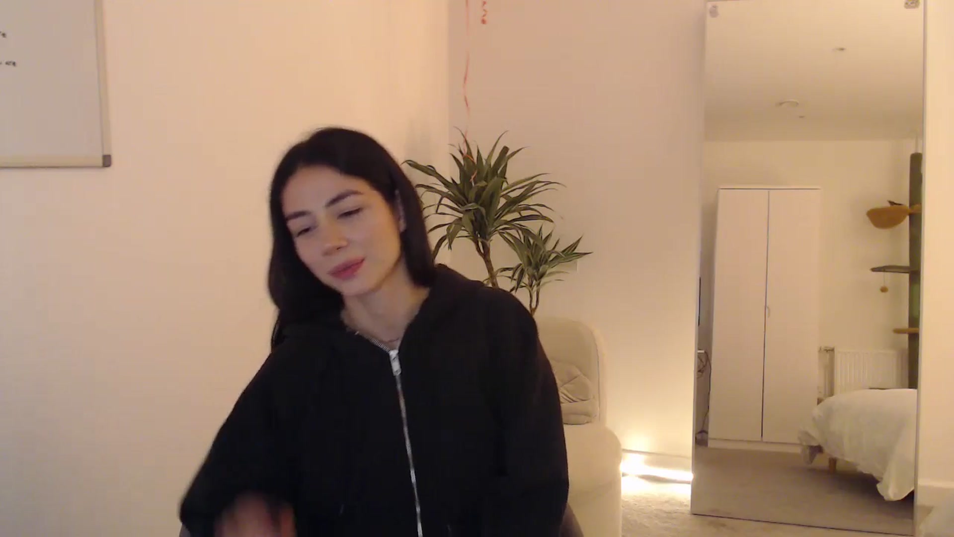 Gallery image thumbnail from anacardi's myfreecams stream on, 10/12/2024, 23:56 image 14 of 20