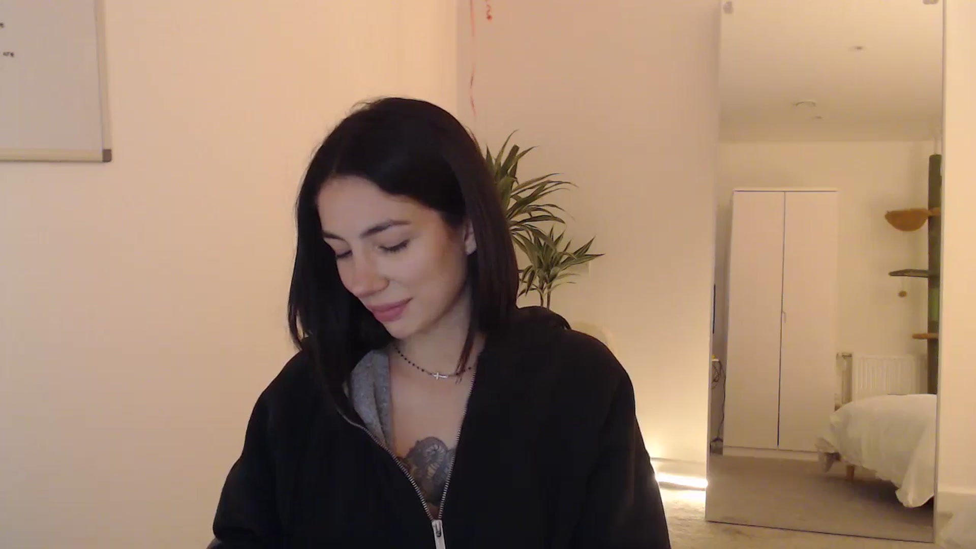 Gallery image thumbnail from anacardi's myfreecams stream on, 10/13/2024, 01:00 image 3 of 20