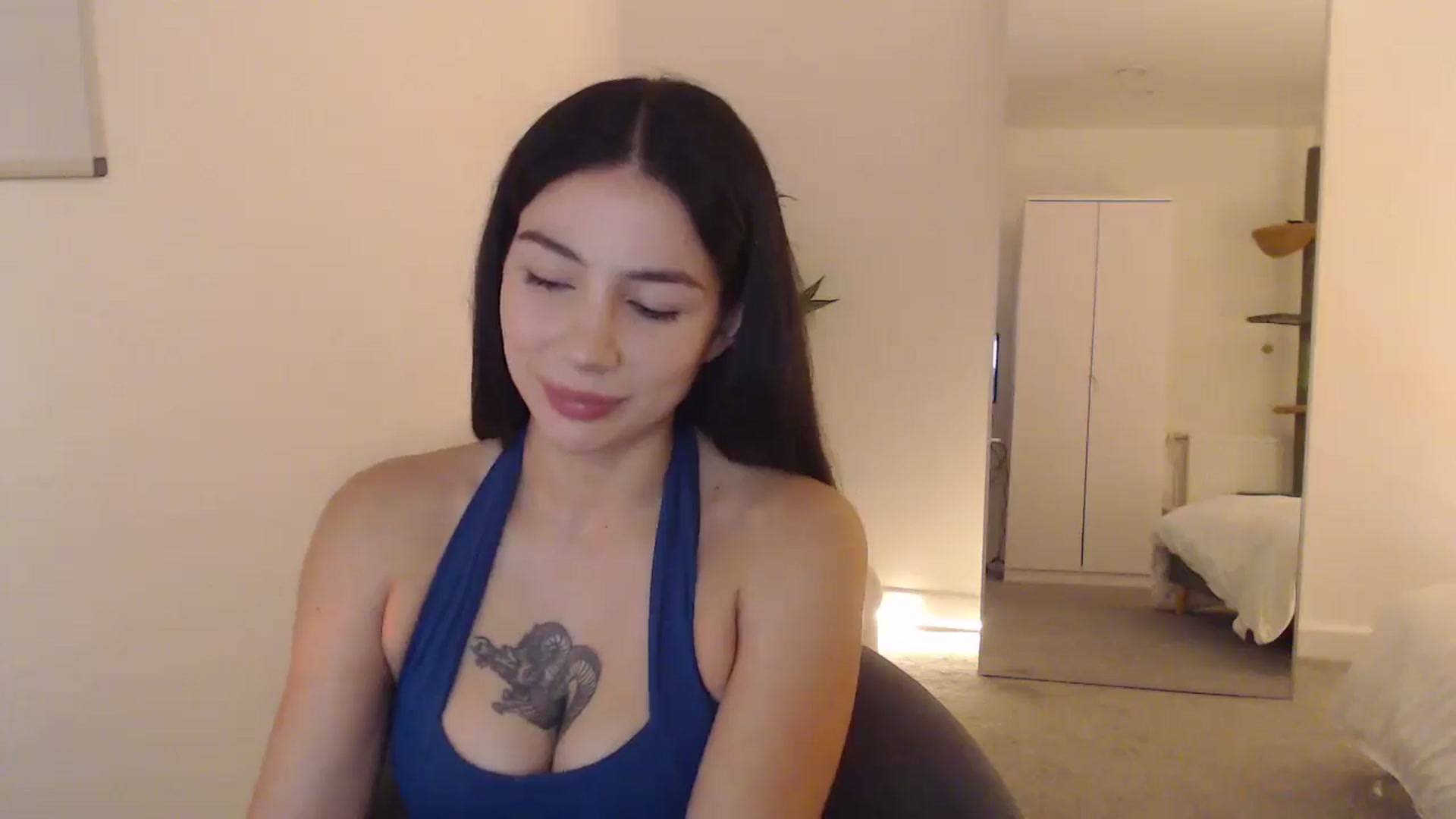 Gallery image thumbnail from anacardi's myfreecams stream on, 10/15/2024, 20:14 image 7 of 20