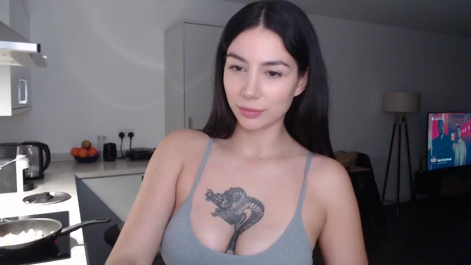 Gallery image thumbnail from anacardi's myfreecams stream on, 10/15/2024, 21:01 image 13 of 20