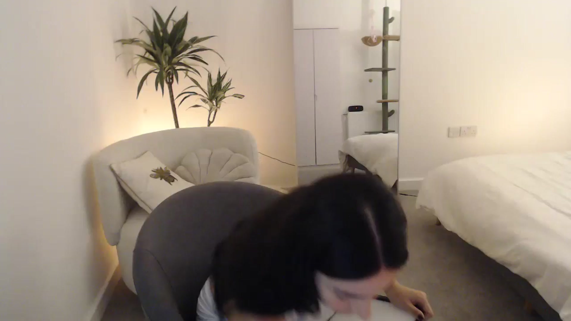 Gallery image thumbnail from anacardi's myfreecams stream on, 10/18/2024, 23:21 image 1 of 20