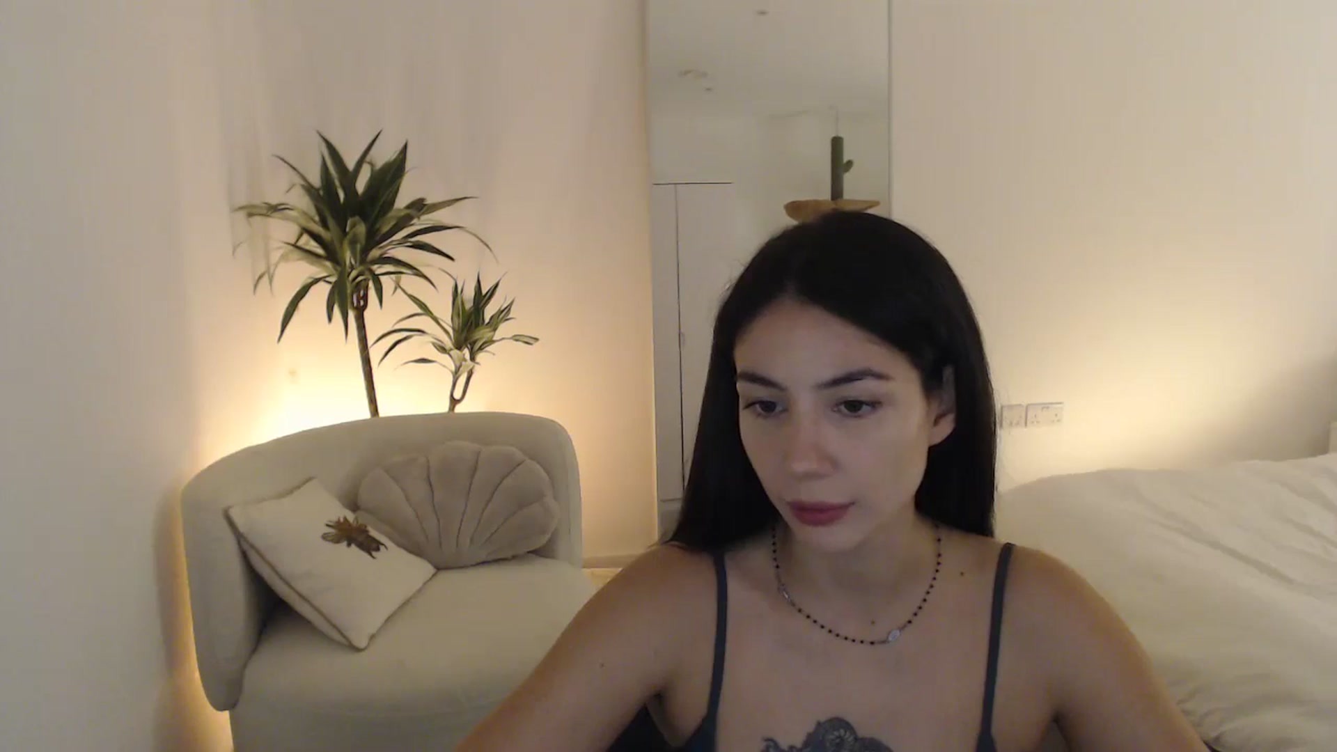 Gallery image thumbnail from anacardi's myfreecams stream on, 10/21/2024, 22:32 image 5 of 20