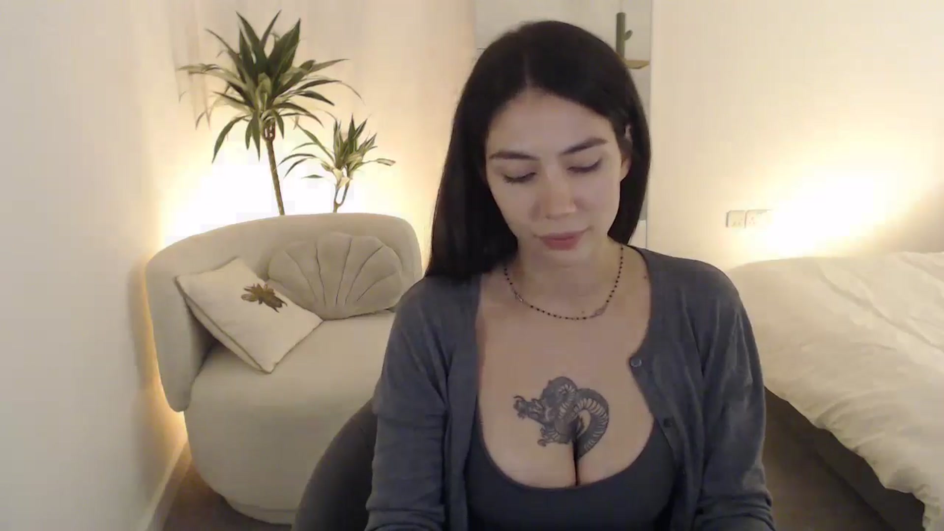 Gallery image thumbnail from anacardi's myfreecams stream on, 10/21/2024, 22:32 image 18 of 20