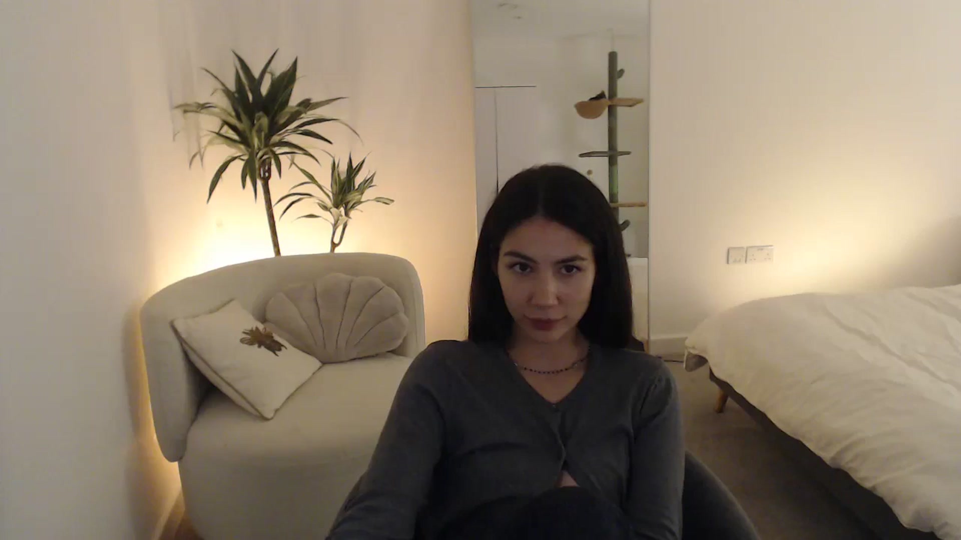 Gallery image thumbnail from anacardi's myfreecams stream on, 10/21/2024, 22:32 image 13 of 20