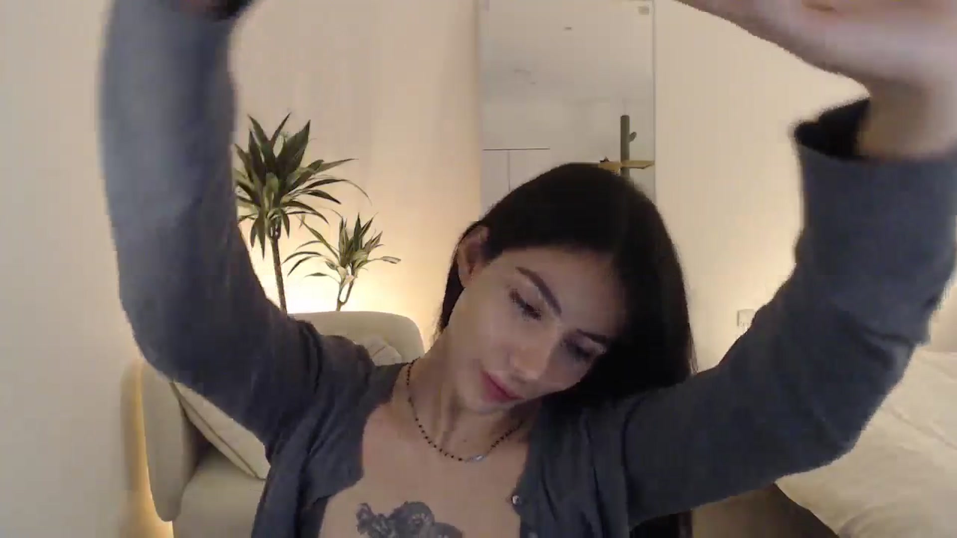 Gallery image thumbnail from anacardi's myfreecams stream on, 10/21/2024, 22:32 image 17 of 20