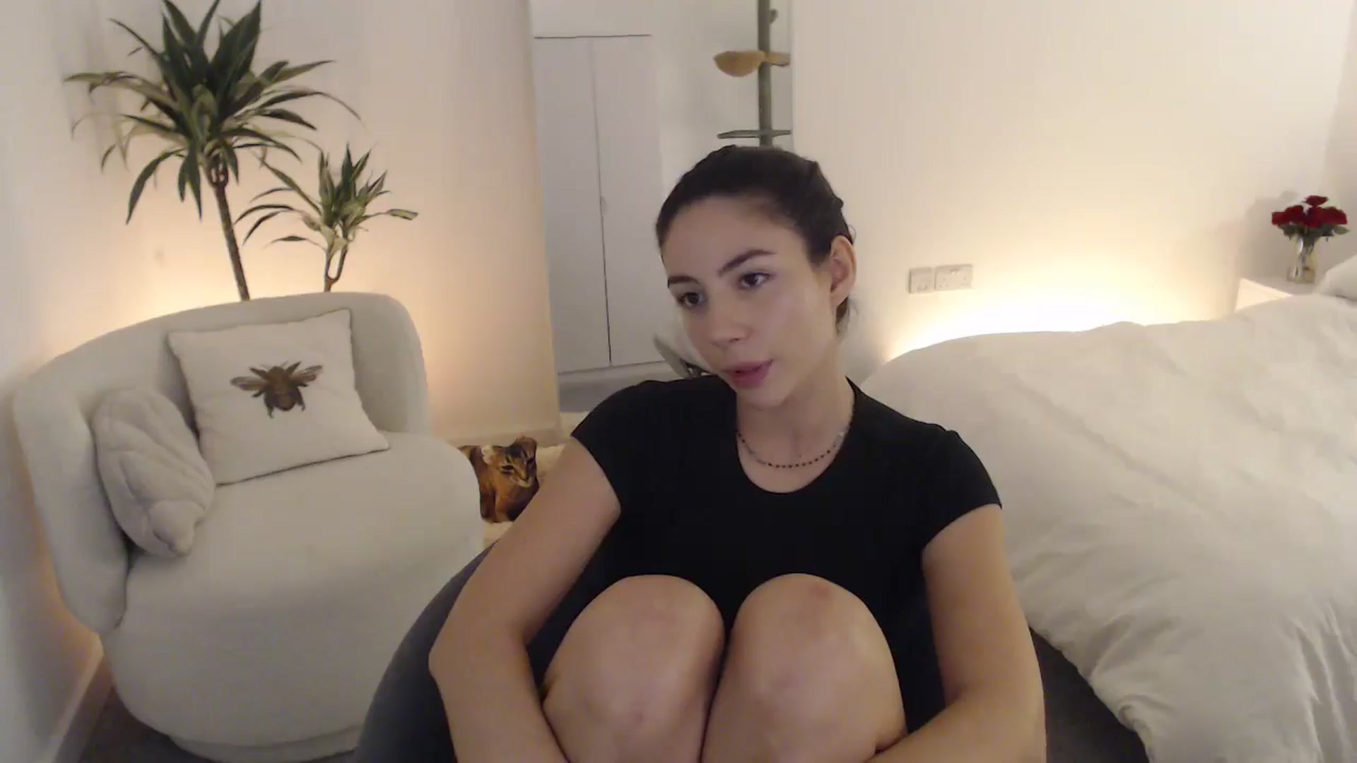 Gallery image thumbnail from anacardi's myfreecams stream on, 10/22/2024, 23:26 image 4 of 20