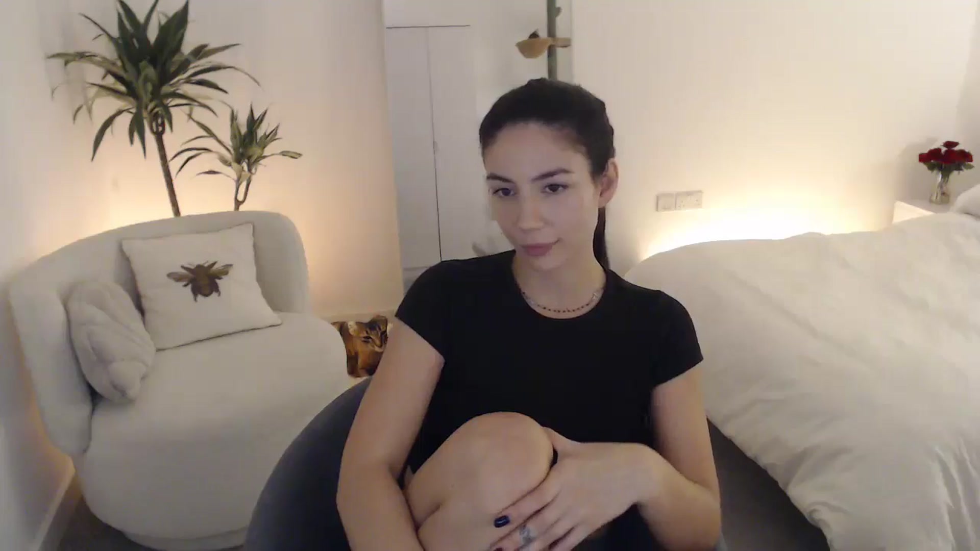 Gallery image thumbnail from anacardi's myfreecams stream on, 10/22/2024, 23:26 image 8 of 20