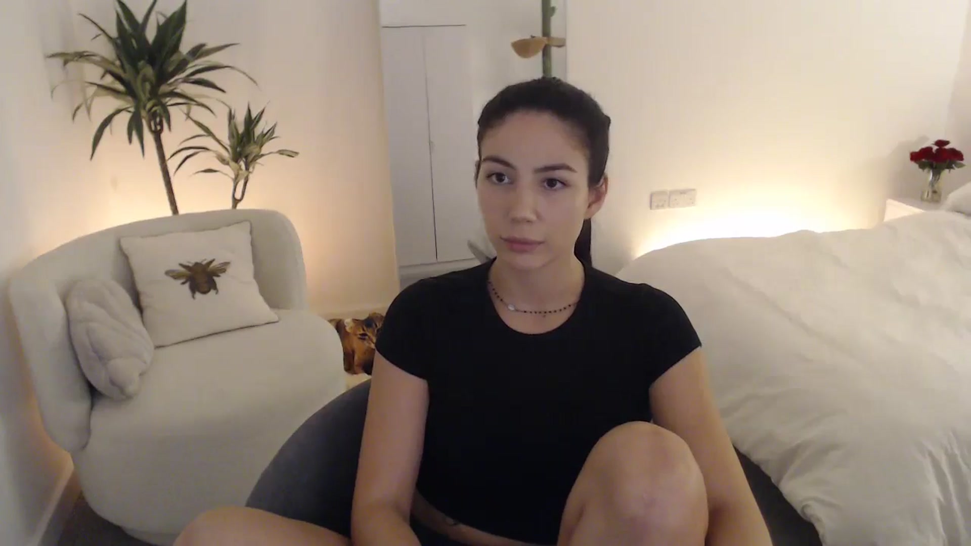 Gallery image thumbnail from anacardi's myfreecams stream on, 10/22/2024, 23:26 image 11 of 20