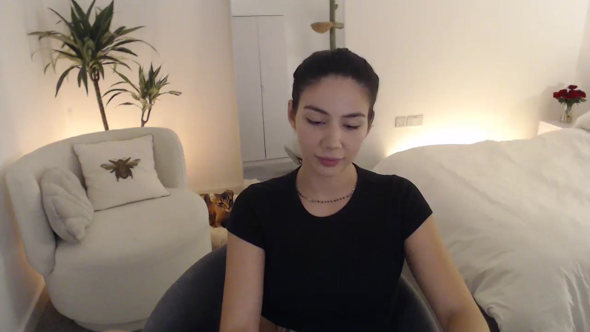 Gallery image thumbnail from anacardi's myfreecams stream on, 10/22/2024, 23:26 image 6 of 20
