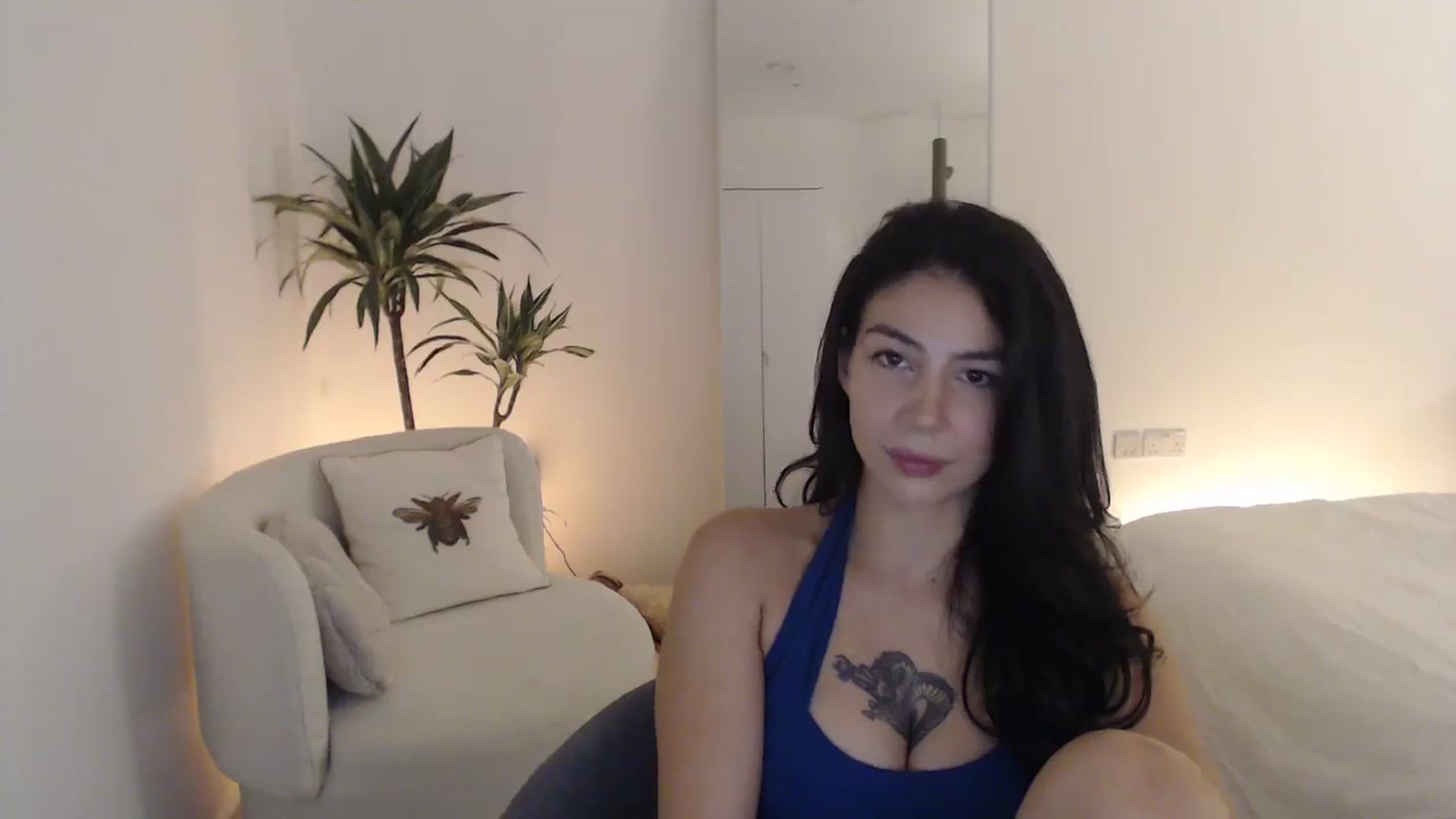 Gallery image thumbnail from anacardi's myfreecams stream on, 10/24/2024, 22:15 image 8 of 20