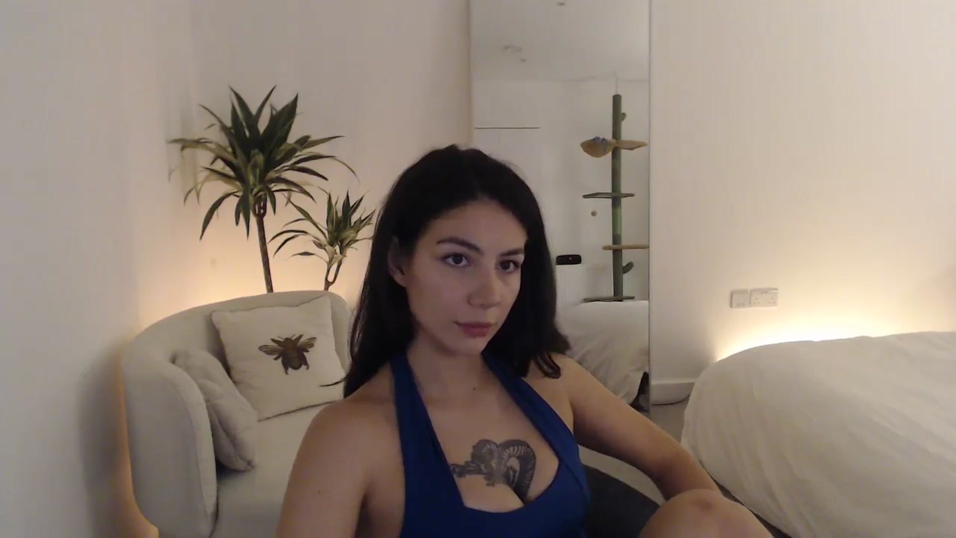 Gallery image thumbnail from anacardi's myfreecams stream on, 10/24/2024, 22:15 image 19 of 20