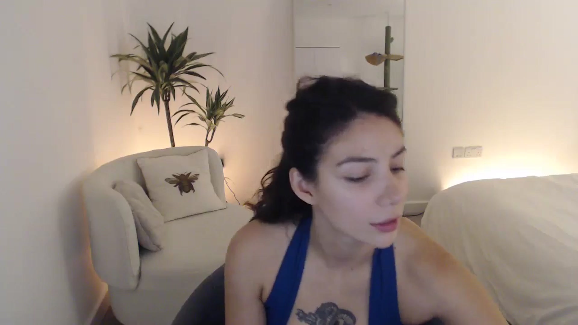 Gallery image thumbnail from anacardi's myfreecams stream on, 10/24/2024, 22:32 image 11 of 20
