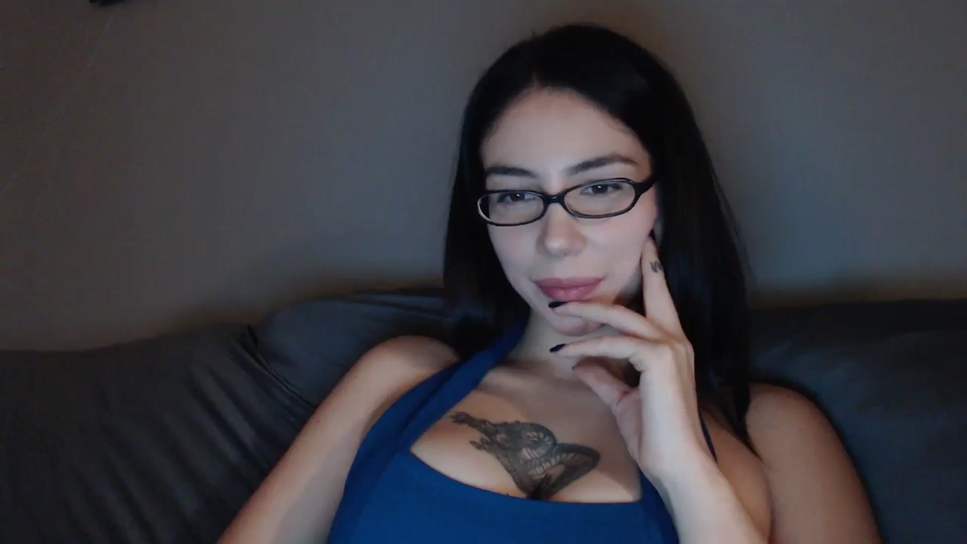 Gallery image thumbnail from anacardi's myfreecams stream on, 10/31/2024, 19:59 image 18 of 20