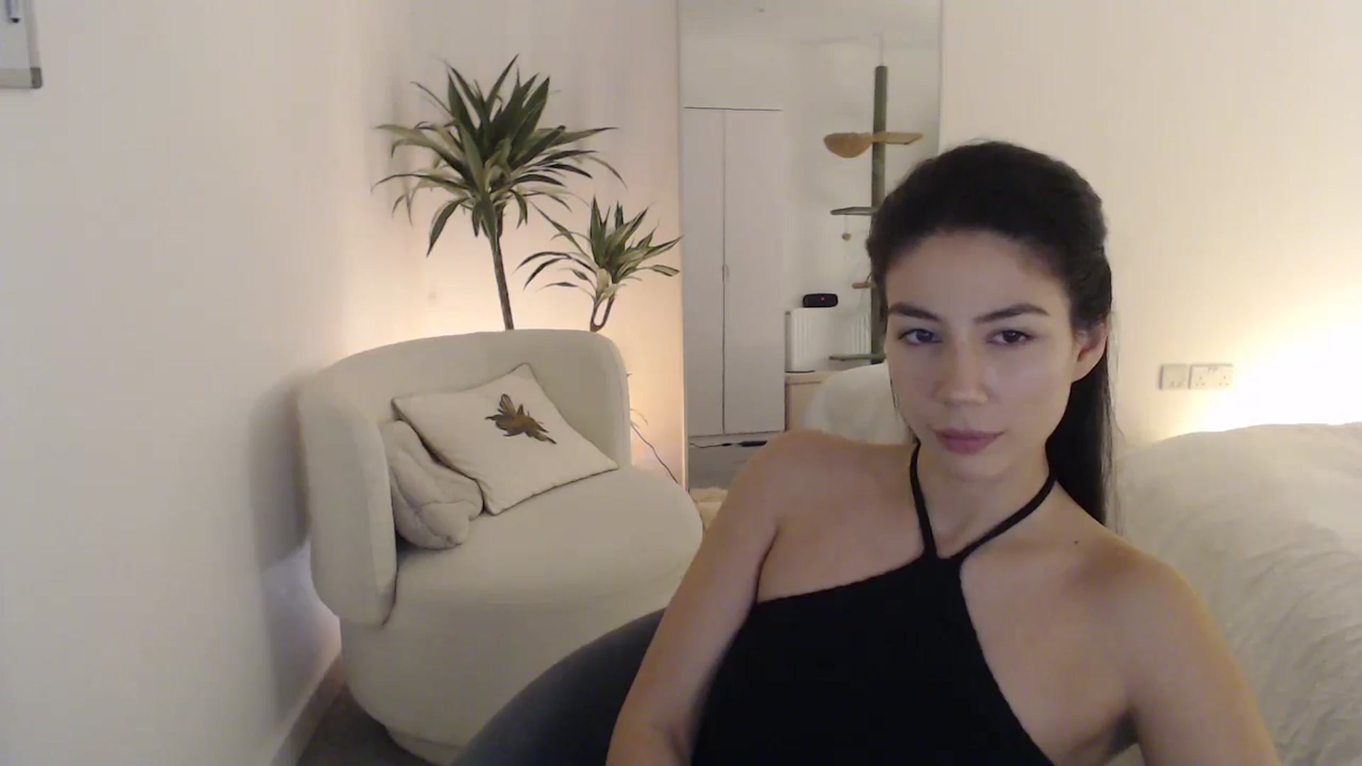 Gallery image thumbnail from anacardi's myfreecams stream on, 11/07/2024, 24:21 image 9 of 20