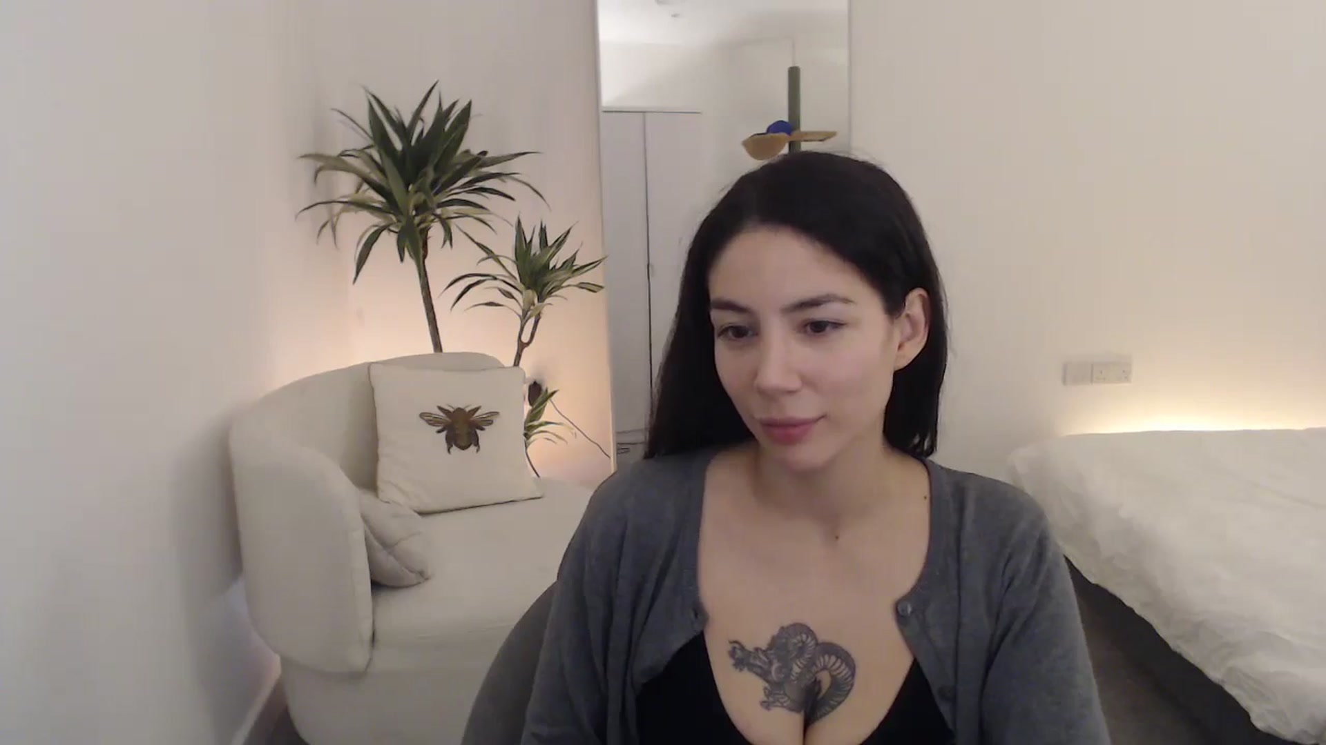 Gallery image thumbnail from anacardi's myfreecams stream on, 11/09/2024, 04:43 image 11 of 20