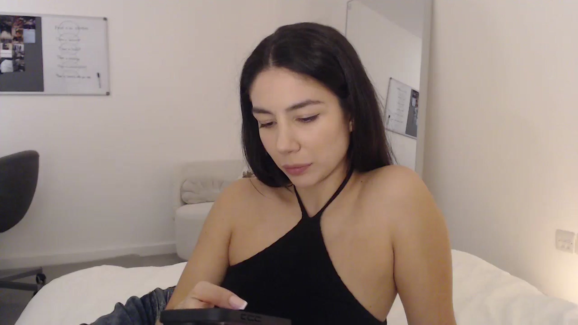 Gallery image thumbnail from anacardi's myfreecams stream on, 11/10/2024, 03:39 image 5 of 20