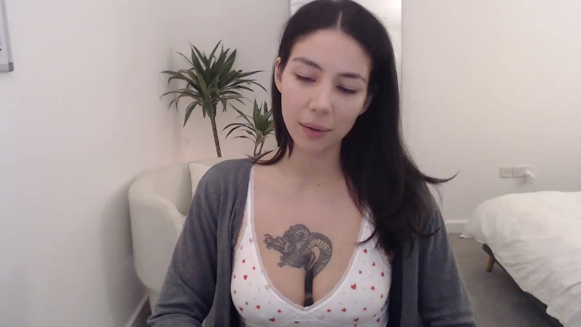 Gallery image thumbnail from anacardi's myfreecams stream on, 11/10/2024, 22:35 image 13 of 20