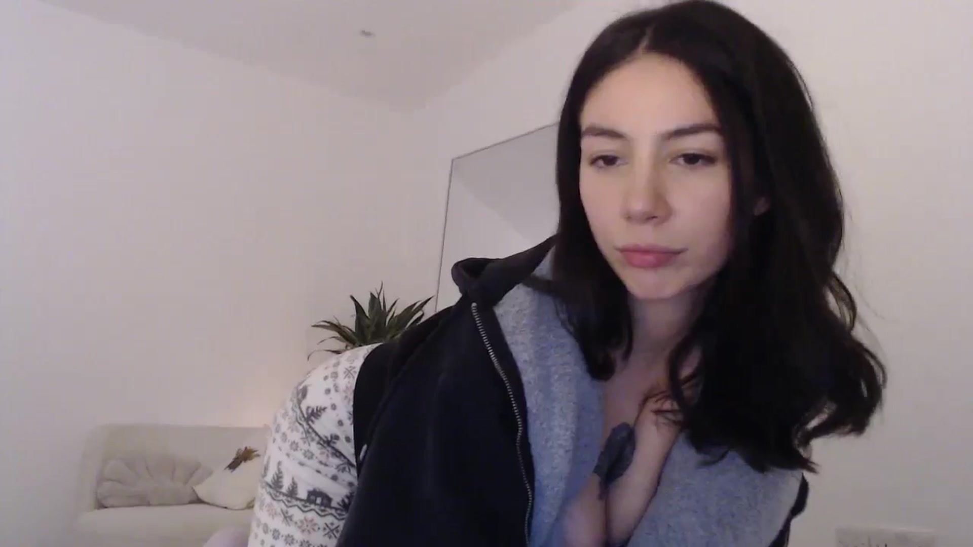 Gallery image thumbnail from anacardi's myfreecams stream on, 11/12/2024, 01:45 image 11 of 20