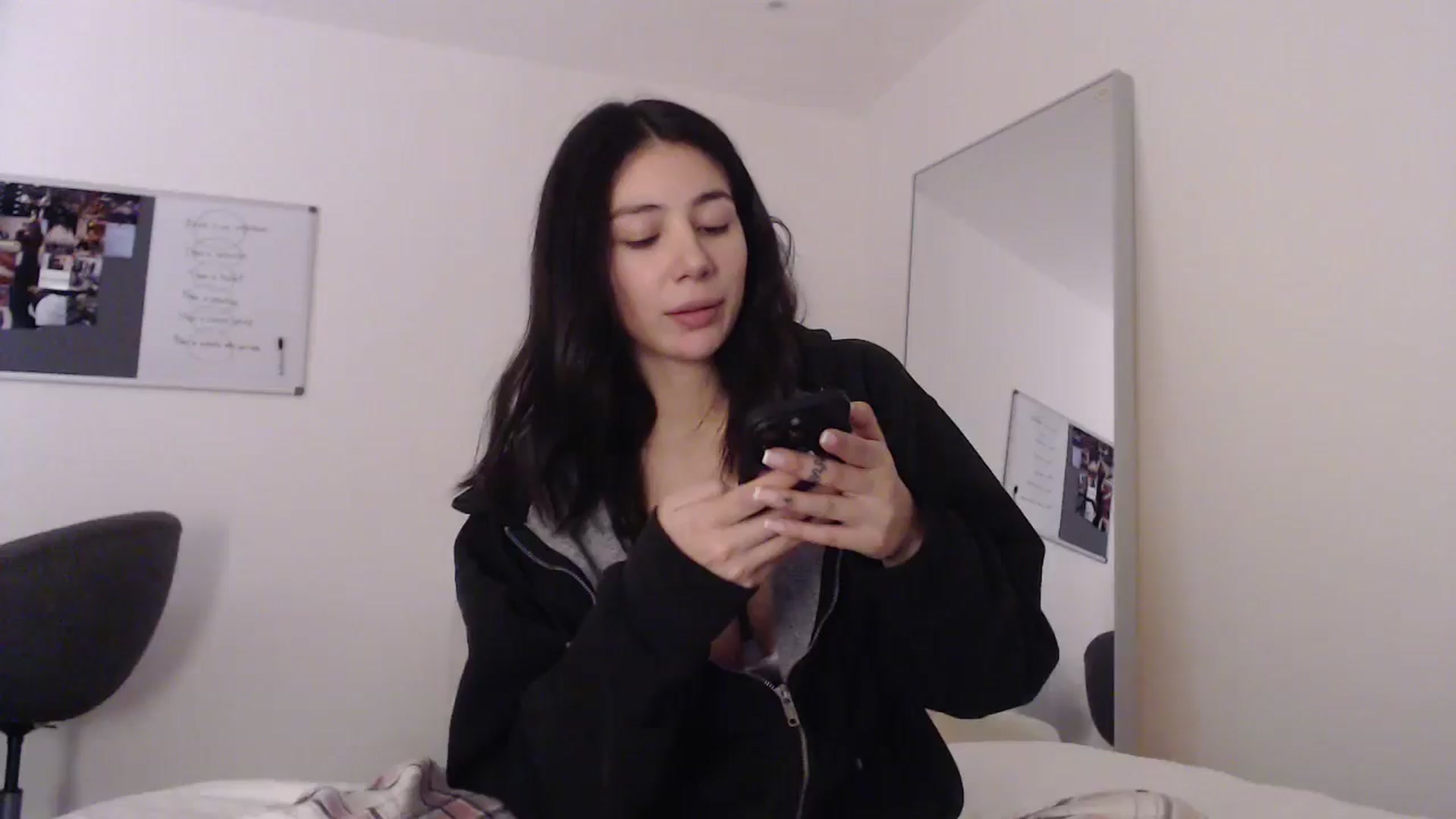 Gallery image thumbnail from anacardi's myfreecams stream on, 11/13/2024, 02:09 image 14 of 20