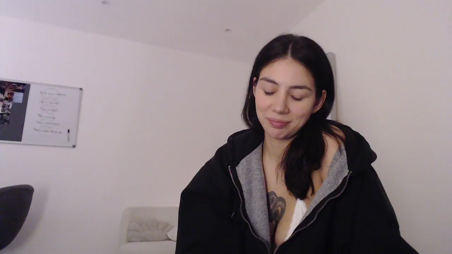 Gallery image thumbnail from anacardi's myfreecams stream on, 11/13/2024, 02:09 image 6 of 20