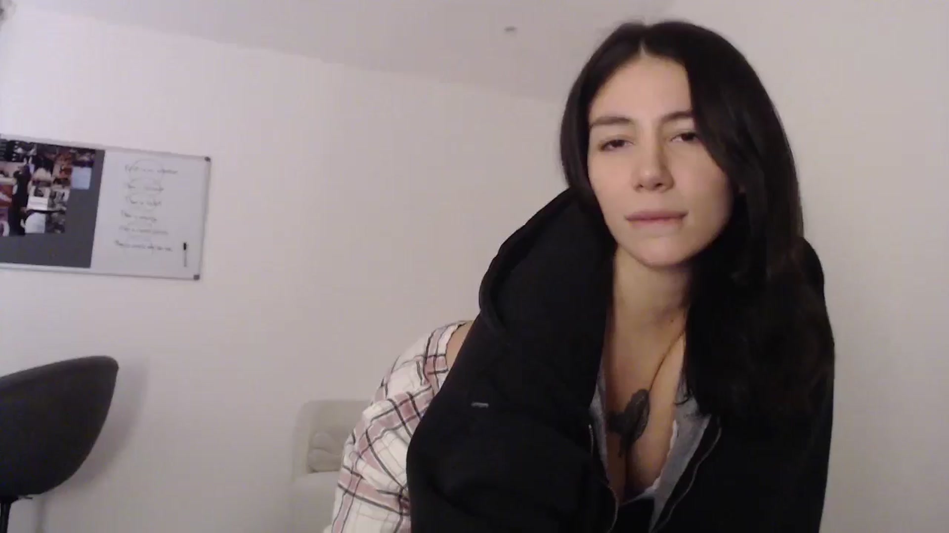 Gallery image thumbnail from anacardi's myfreecams stream on, 11/13/2024, 02:09 image 11 of 20