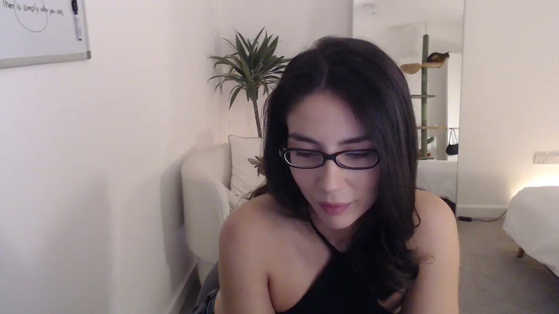 Gallery image thumbnail from anacardi's myfreecams stream on, 11/14/2024, 19:25 image 2 of 20