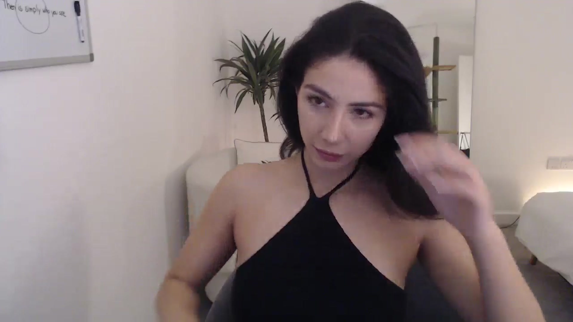 Gallery image thumbnail from anacardi's myfreecams stream on, 11/14/2024, 19:25 image 17 of 20