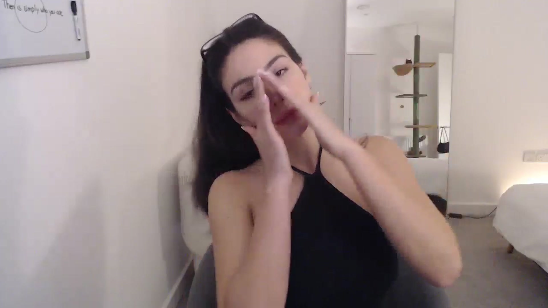 Gallery image thumbnail from anacardi's myfreecams stream on, 11/14/2024, 19:25 image 4 of 20