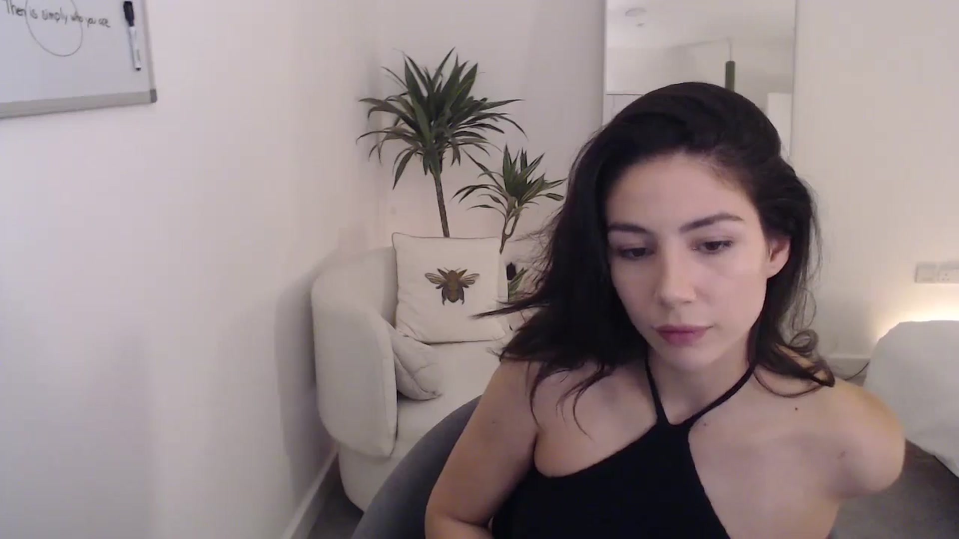 Gallery image thumbnail from anacardi's myfreecams stream on, 11/14/2024, 19:25 image 13 of 20