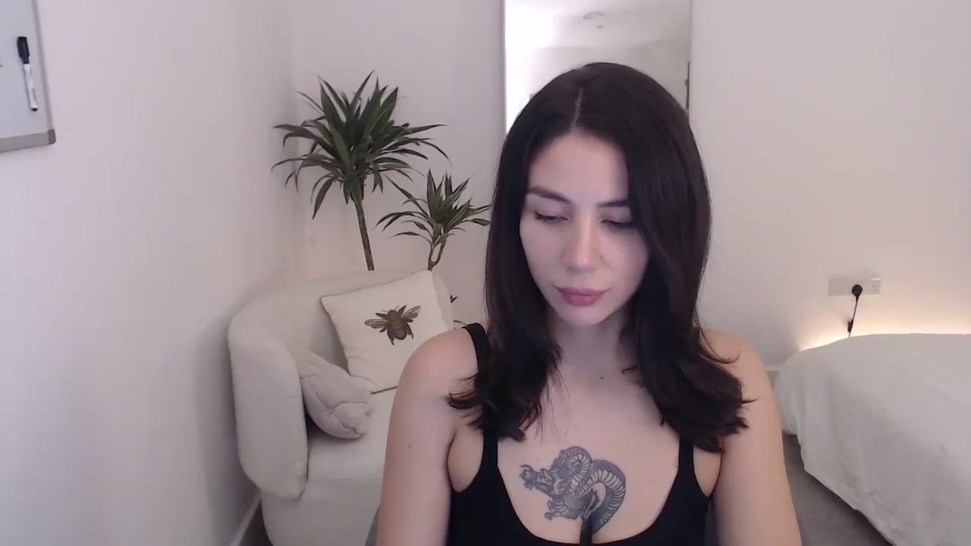 Gallery image thumbnail from anacardi's myfreecams stream on, 11/17/2024, 02:35 image 12 of 20