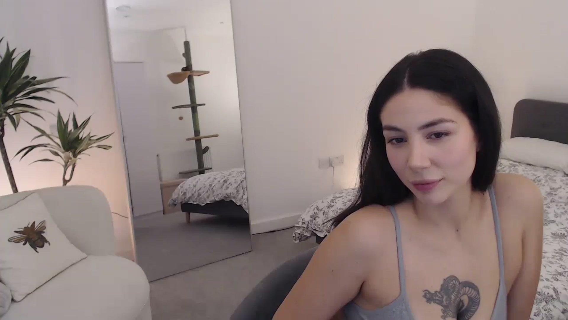 Gallery image thumbnail from anacardi's myfreecams stream on, 11/17/2024, 21:20 image 2 of 20