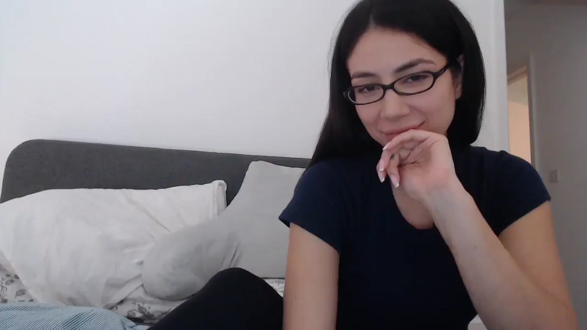 Gallery image thumbnail from anacardi's myfreecams stream on, 11/23/2024, 21:47 image 18 of 20