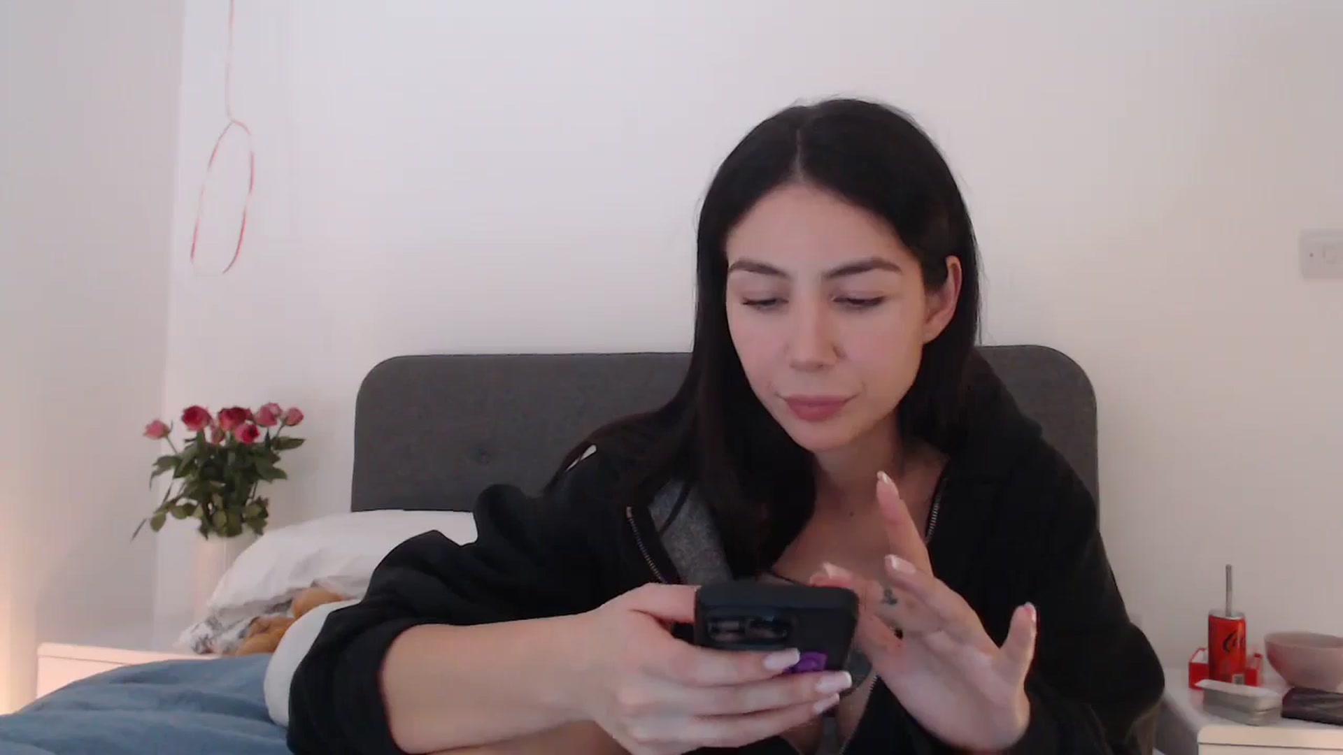 Gallery image thumbnail from anacardi's myfreecams stream on, 11/24/2024, 23:34 image 6 of 20