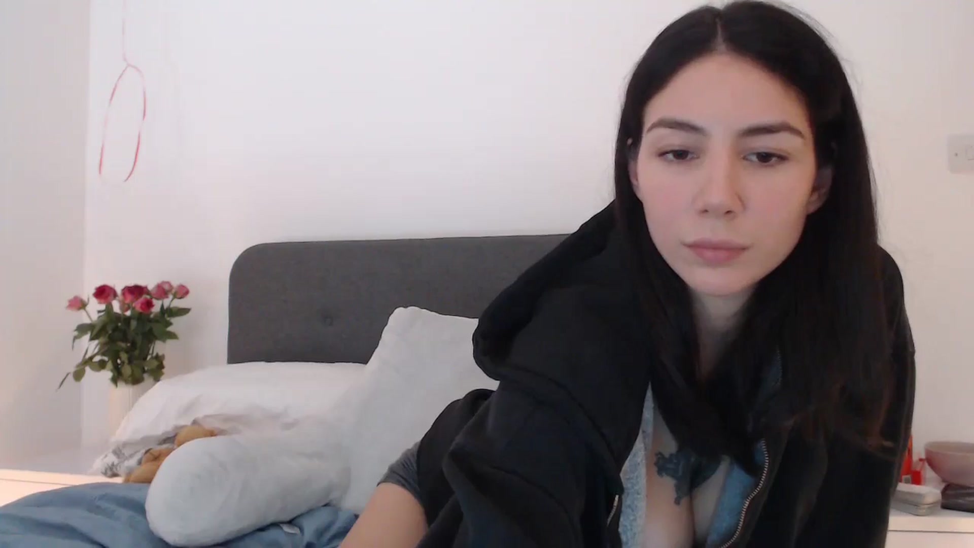 Gallery image thumbnail from anacardi's myfreecams stream on, 11/24/2024, 23:34 image 8 of 20