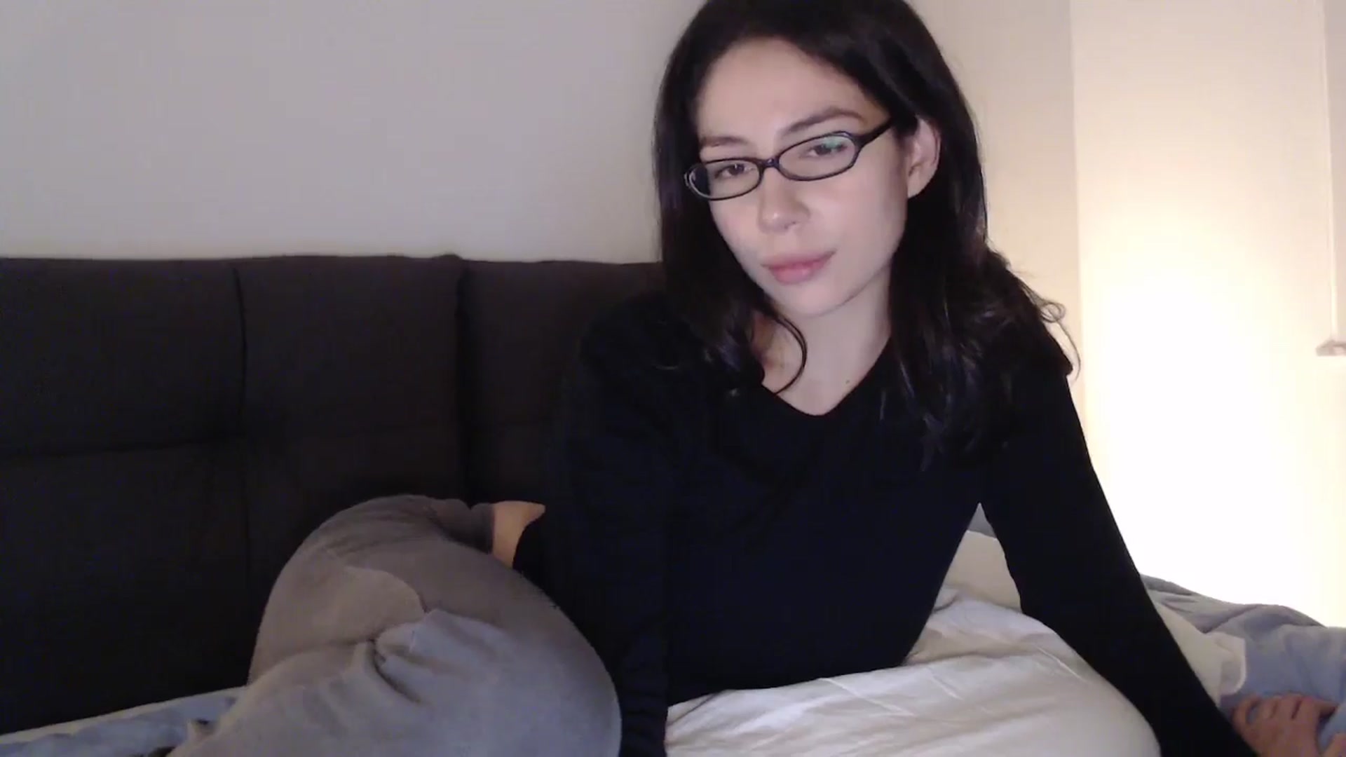 Gallery image thumbnail from anacardi's myfreecams stream on, 11/28/2024, 17:29 image 2 of 20