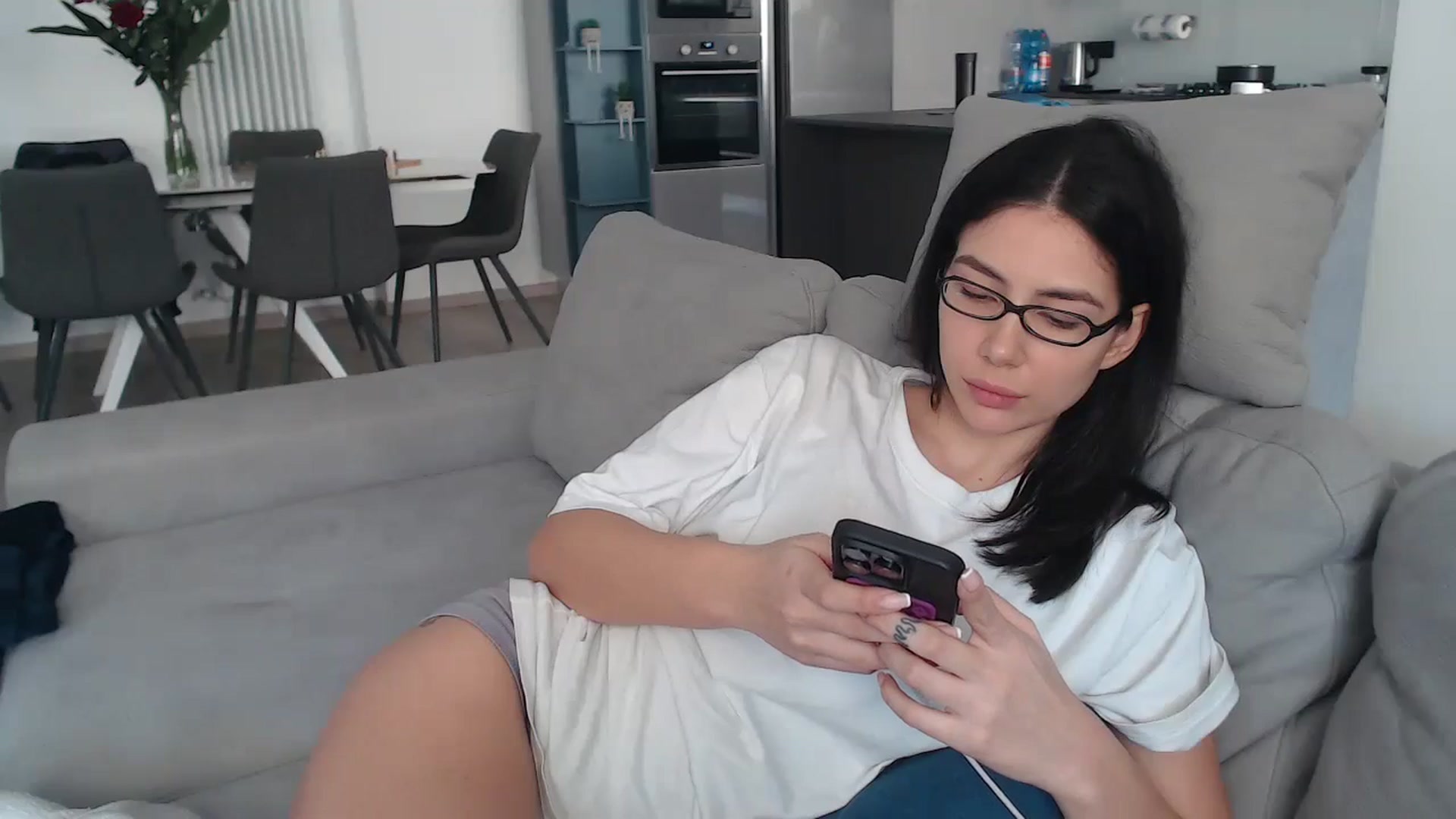Gallery image thumbnail from anacardi's myfreecams stream on, 11/30/2024, 13:24 image 8 of 20