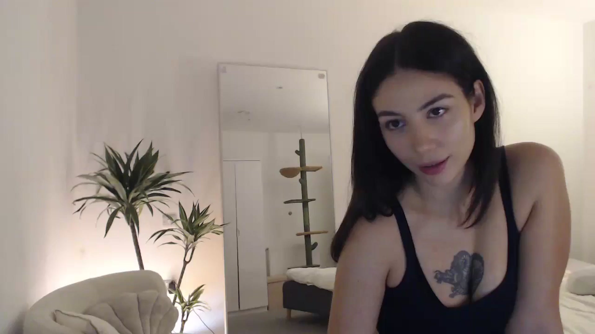 Gallery image thumbnail from anacardi's myfreecams stream on, 12/06/2024, 23:35 image 1 of 20