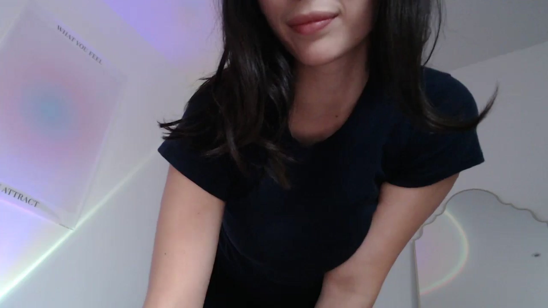 Gallery image thumbnail from anacardi's myfreecams stream on, 03/17/2025, 17:06 image 10 of 20
