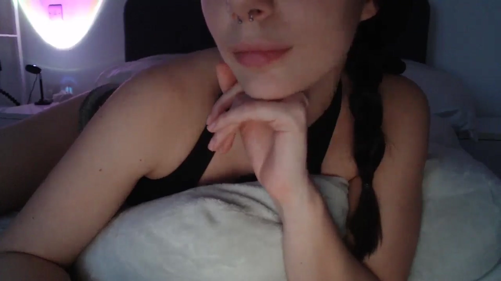 Gallery image thumbnail from anacardi's myfreecams stream on, 03/27/2025, 19:12 image 11 of 20
