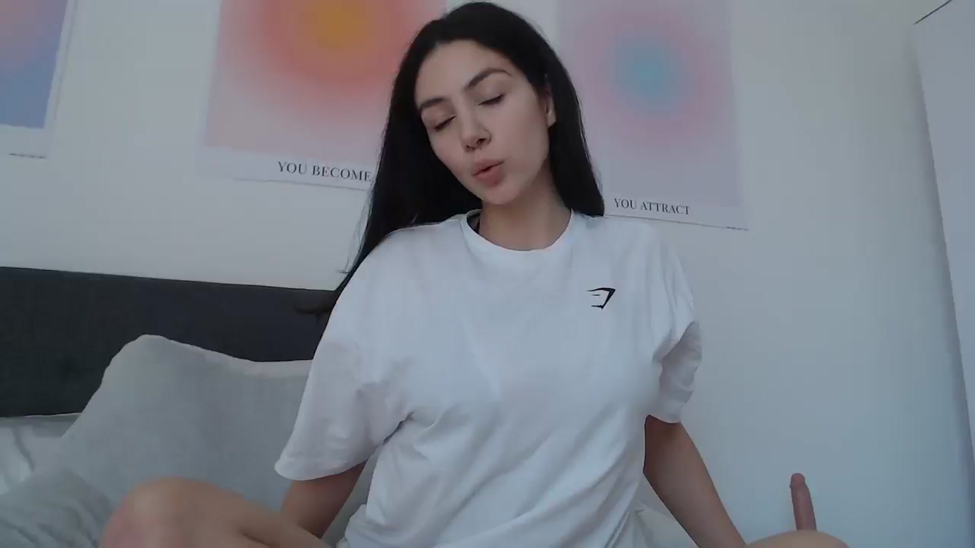 Gallery image thumbnail from anacardi's myfreecams stream on, 04/01/2025, 15:03 image 12 of 20