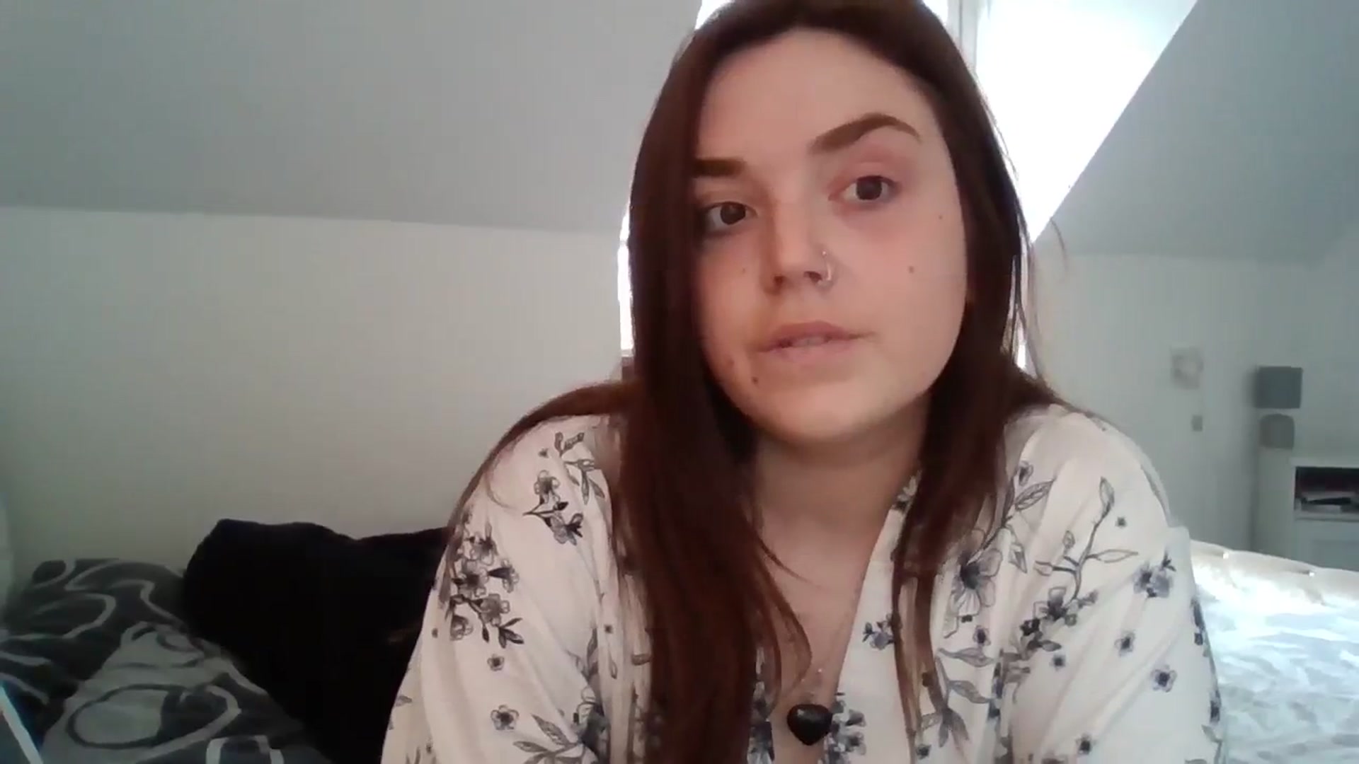 Gallery image thumbnail from analbqueen's myfreecams stream on, 04/09/2024, 13:37 image 4 of 20
