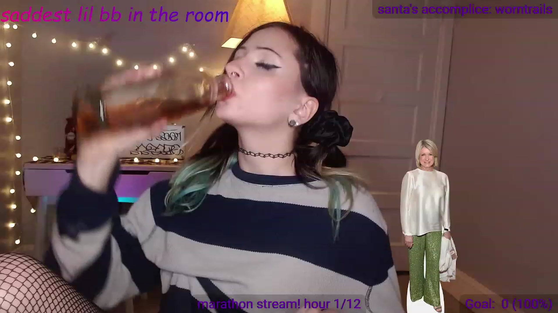 Gallery image thumbnail from anarchocringe's myfreecams stream on, 11/29/2022, 08:04 image 10 of 20