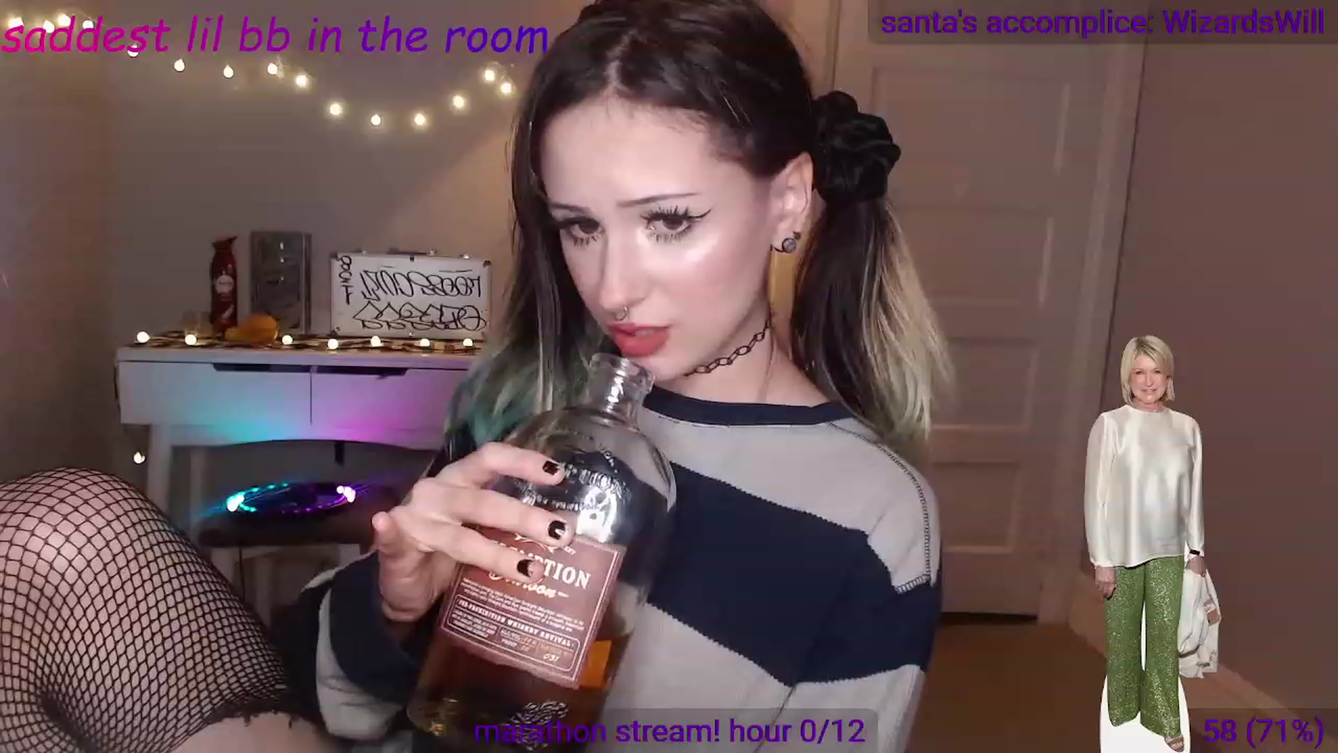 Gallery image thumbnail from anarchocringe's myfreecams stream on, 11/29/2022, 08:04 image 5 of 20